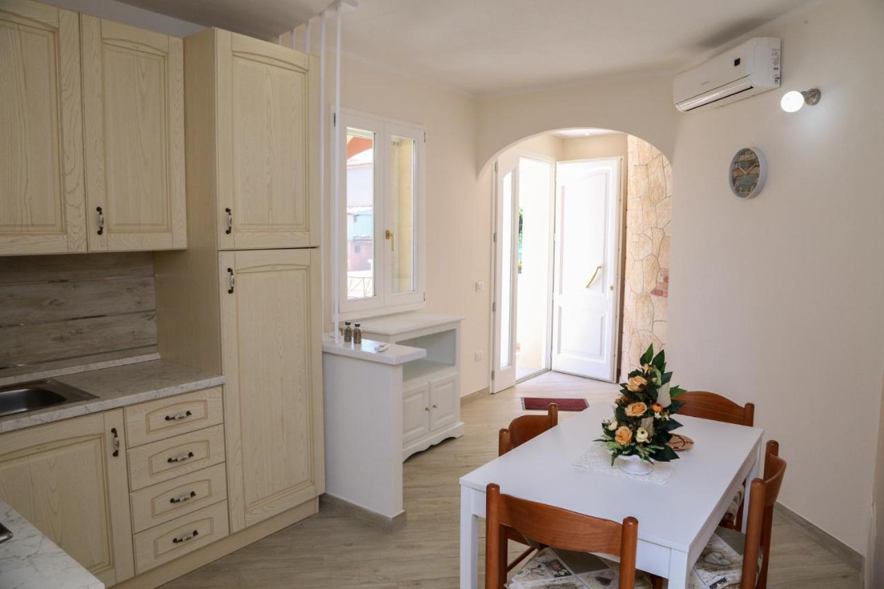 Ferienwohnung La Casa Di Geppo Castelsardo Exterior foto