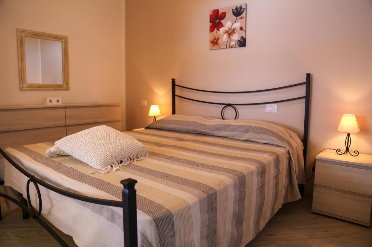 Ferienwohnung La Casa Di Geppo Castelsardo Exterior foto